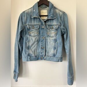 Aeropostale Cropped Women’s Jean Jacket Size Medium Blue Denim Distressed
